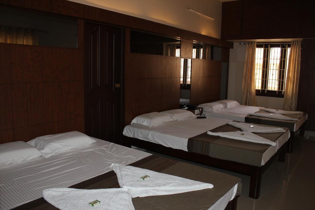 Apartment Raj Residency *
